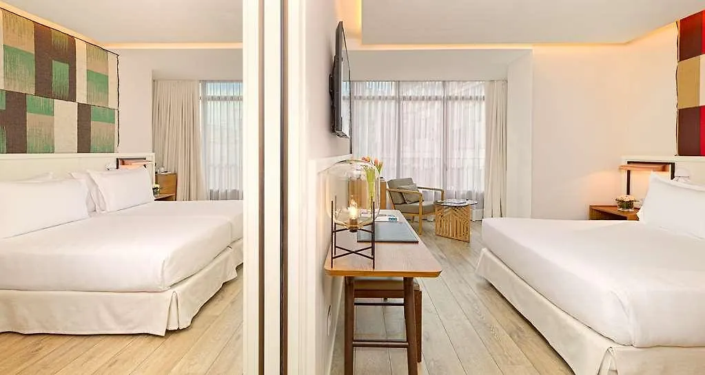 H10 Cubik 4* Sup Hotel Barcelona 4*,  Espanha